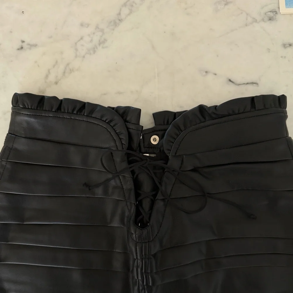 for love and 🍋 afton faux leather pleated mini skirt